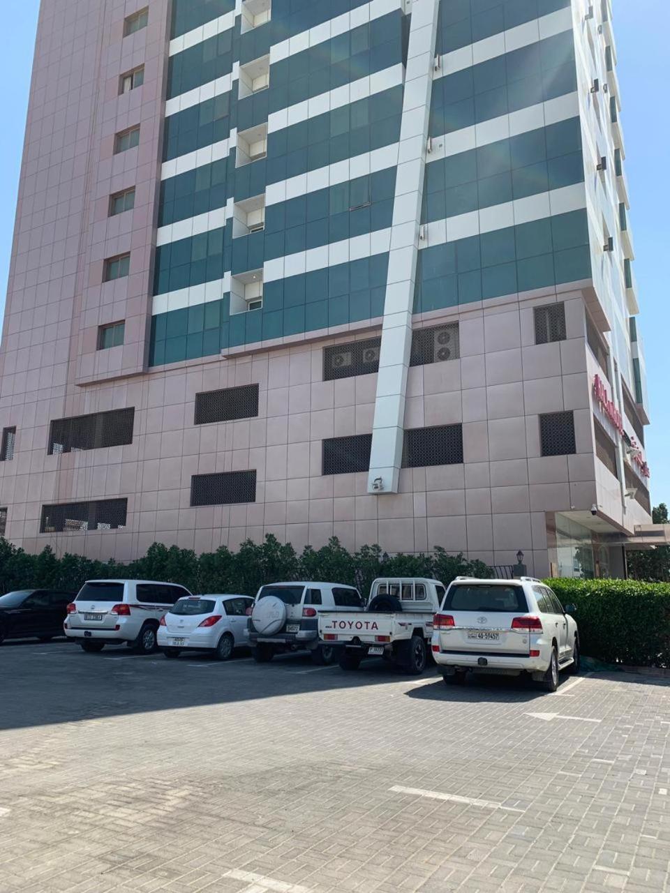 Hala Inn Hotel Apartamentos Ajmán Exterior foto